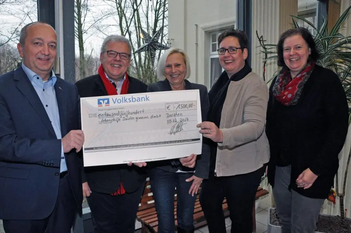 Bild: Service-Verband KVD e. V. spendet für soziale Projekte