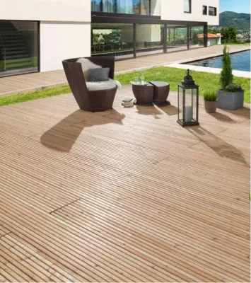 Bild: Die Terrasse am Stück – extrem formstabil und langlebig. Neu: Revolutionäres Komplettsystem in Lamellen-Optik