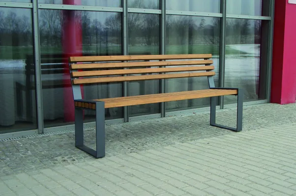 Bild: Außenbereiche aufwerten und Lebensqualität verbessern mit dem Stadtmobiliar von HDS