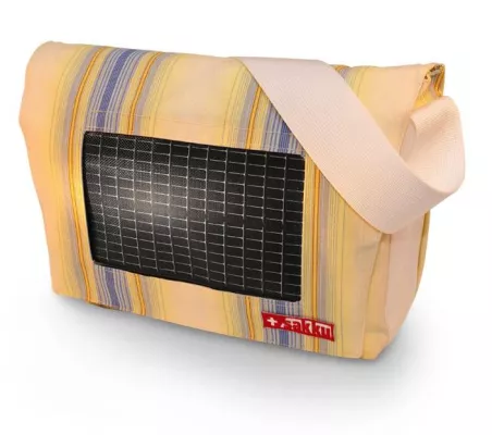 Bild: sakku.buddy – die neue Schweizer Solartasche in Sonnenstoren-Optik