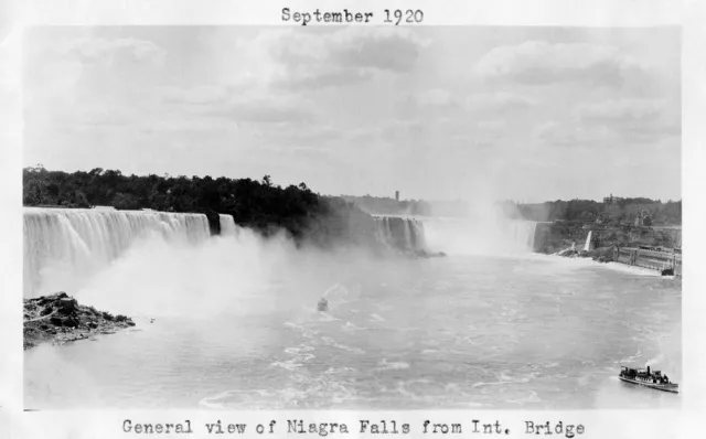 Bild: Birgit Schlieps - Niagara Falls - Ausstellung im Grenzwachturm Schlesischer Busch