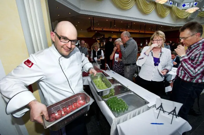 Bild: Winter-Küchenparty auf Rügen mit Sternekoch Benedikt Faust