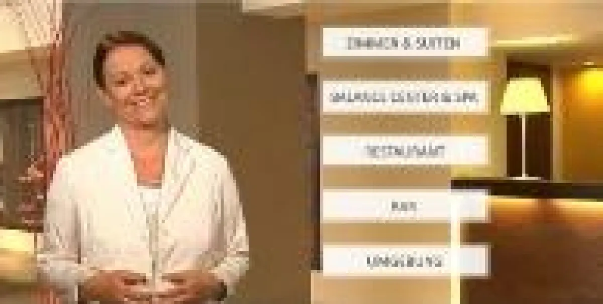 Sprachgesteuertes Video-Interface: Persönlicher Online-Dialog mit der Hotel-Inhaberin.