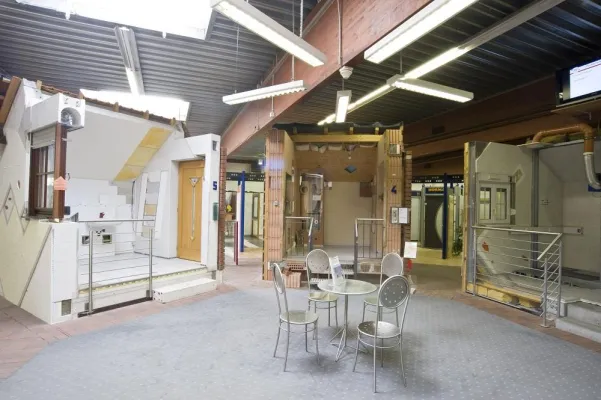 Bild: Häuser und Wohnungen auch im Alter nutzen können - Probleme von Morgen lösen mit den Lösungen von Heute