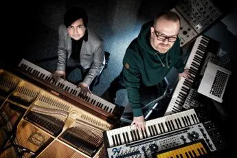 Bild: „postclassicalelectro“ – Raytchev & Jordan pionieren auf ihrer neuen Debüt-EP eine magische Klangsymbiose