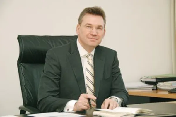 Wechsel im Vorstandsvorsitz 2012 Bild: Wechsel im Vorstandsvorsitz 2012