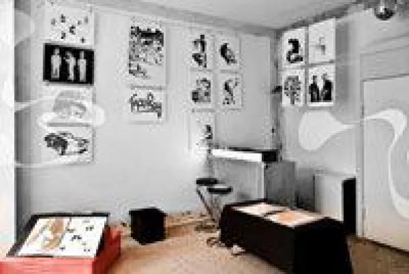 Bild: Donnerstags: Artworks zum Anfassen - Wandtattoo-Community TapeRay eröffnet Showroom in Kreuzberg