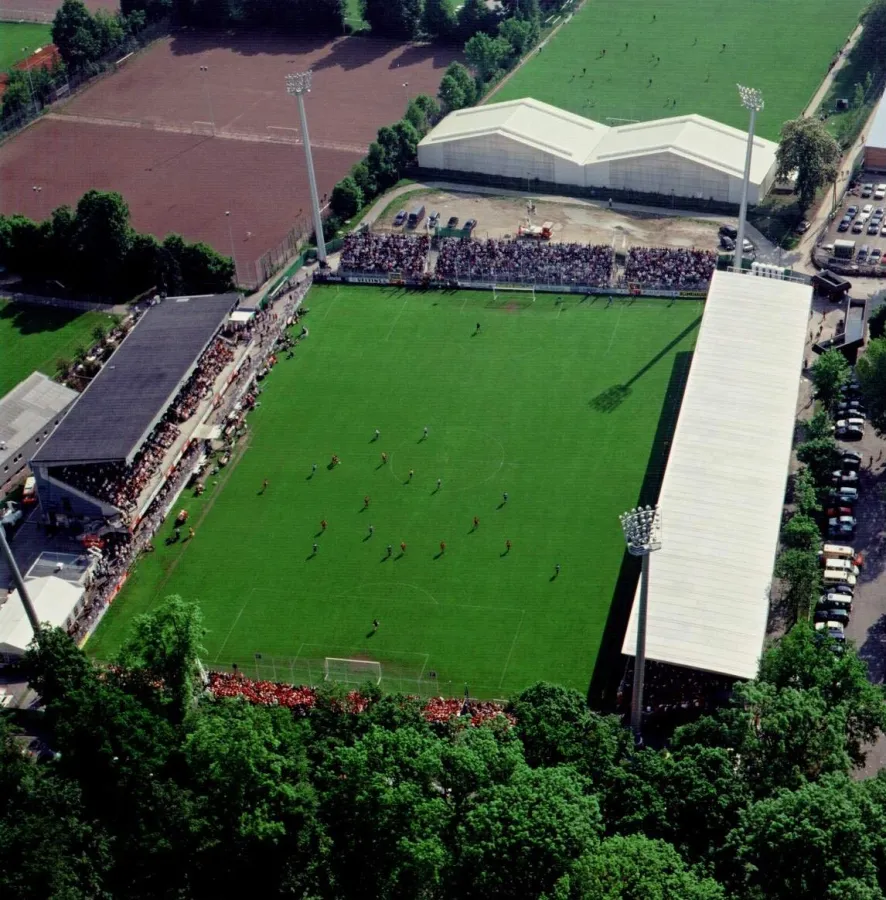 Spielfeld Waldau