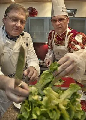 FSGG veranstaltet zum 20. Mal das beliebte „Prinzenkochen“: Jeckes Jubiläum auf dem Duisburger Großmarkt Bild: FSGG veranstaltet zum 20. Mal das beliebte „Prinzenkochen“: Jeckes Jubiläum auf dem Duisburger Großmarkt