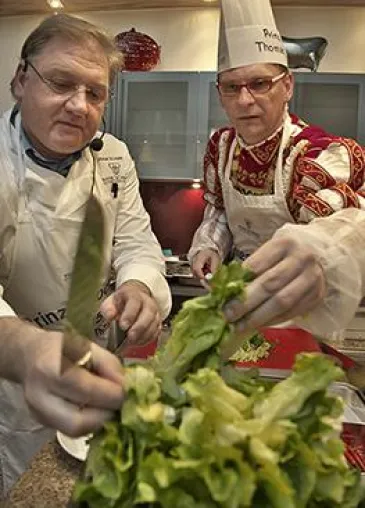 Bild: FSGG veranstaltet zum 20. Mal das beliebte „Prinzenkochen“: Jeckes Jubiläum auf dem Duisburger Großmarkt