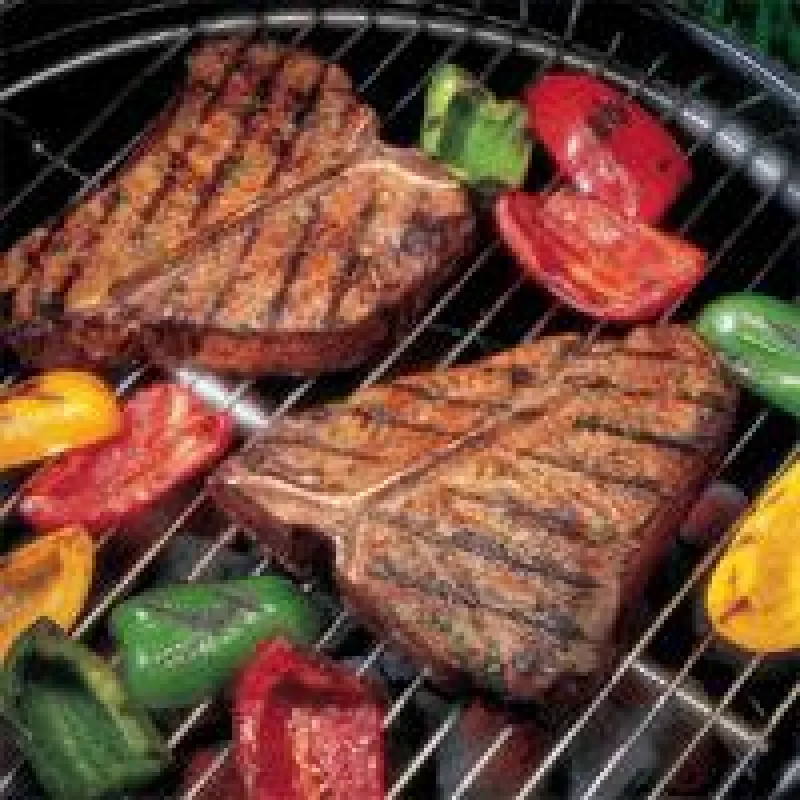 Grillen am Tisch mit einem Tischgrill