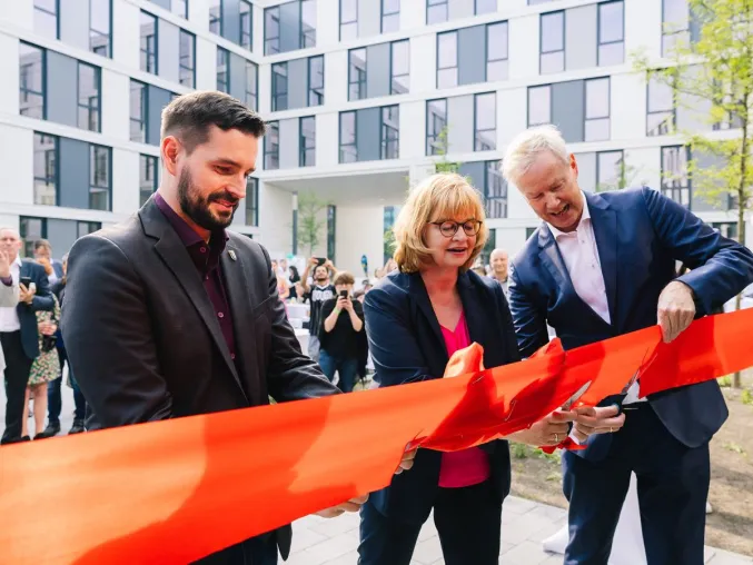 Bild: bbw Hochschule weiht neuen Campus ein  