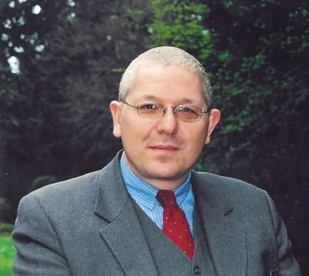 Bild: Verlag für die Deutsche Wirtschaft AG knackt 100-Millionen-Euro-Grenz