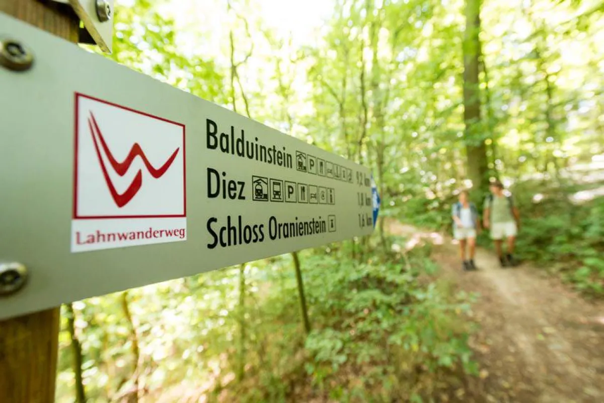 Beginn des Lahnwanderwegs in Rheinland-Pfalz