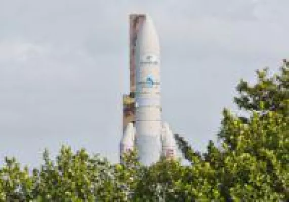 Bild: Eutelsat unterzeichnet neuen Startvertrag mit Arianespace