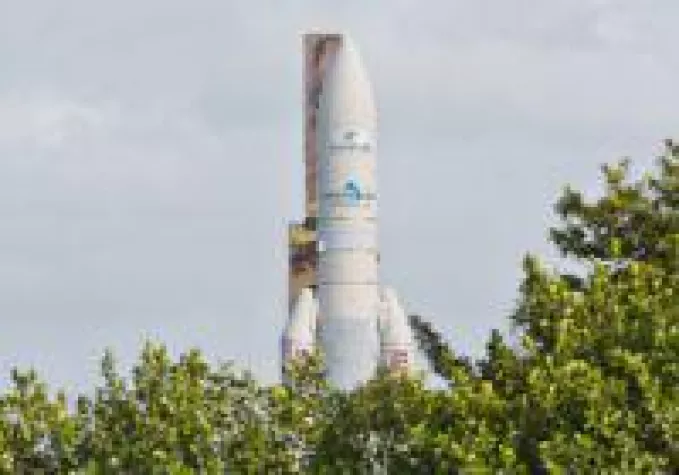 Eutelsat unterzeichnet neuen Startvertrag mit Arianespace Bild: Eutelsat unterzeichnet neuen Startvertrag mit Arianespace