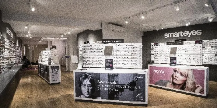Bild: Smarteyes weiht Filiale in Reutlingen ein - Schwedische Optiker-Kette eröffnete an der Wilhelmstrasse