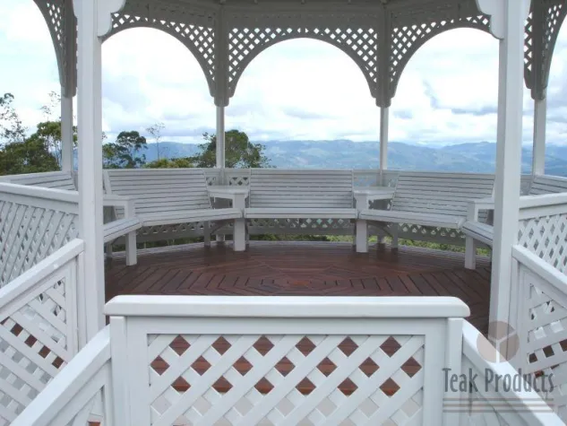 Bild: Exklusive und individuelle Teakpavillons und Teakmöbel