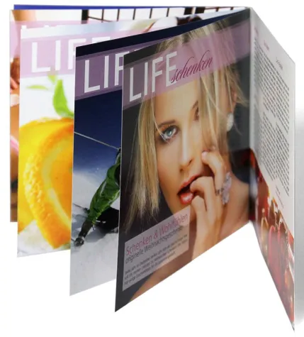 Broschüren drucken in Sprachversionen Bild: Broschüren drucken in Sprachversionen