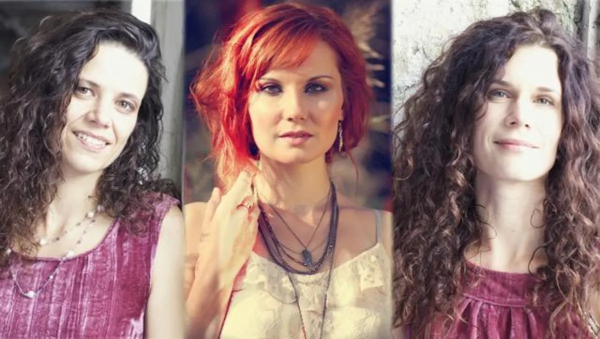 Sarah Straub & Vivid Curls