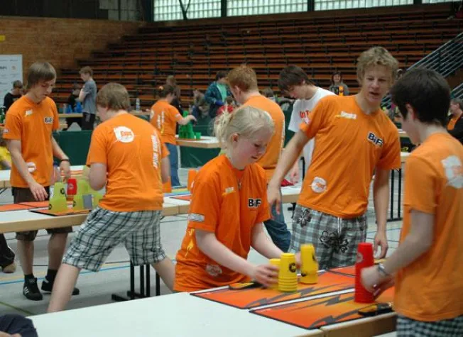 Bild: Großer Turniererfolg bei der 3. German Open im Sport Stacking und der 2. Deutsche Dice Stacking Meisterschaft