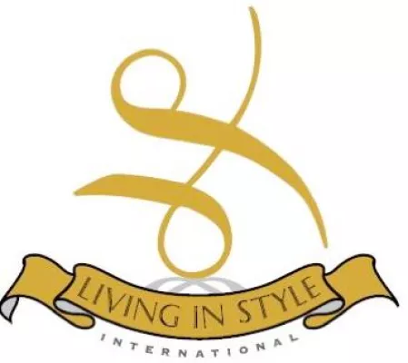 Bild: Living in Style in Singapur / Schaufenster für Luxusmarken