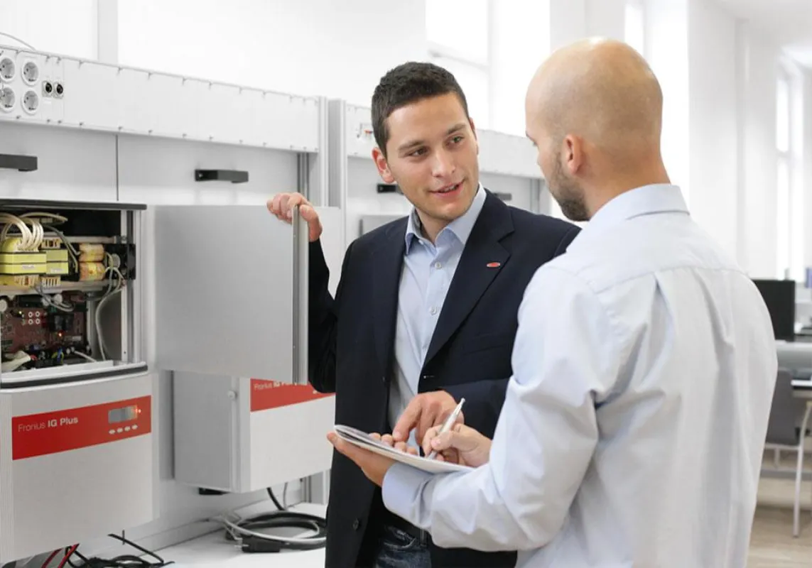 Fronius bietet exklusives Training auf technisch hohem Niveau.