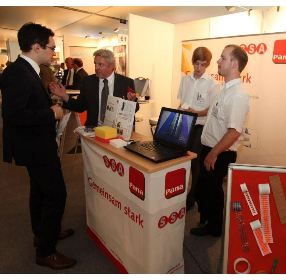 Gemeinsam stellten die Pana Foamtec GmbH und die SSA Europe Ihre Produkte auf der Zulieferer Innovativ 2011 vor