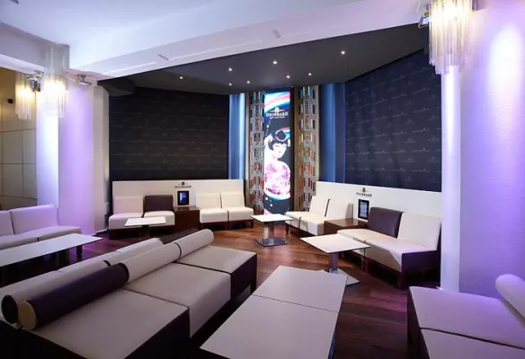 Bild: Isinger + Merz gestaltet Deinhard-Lounge im Berliner Friedrichstadtpalast