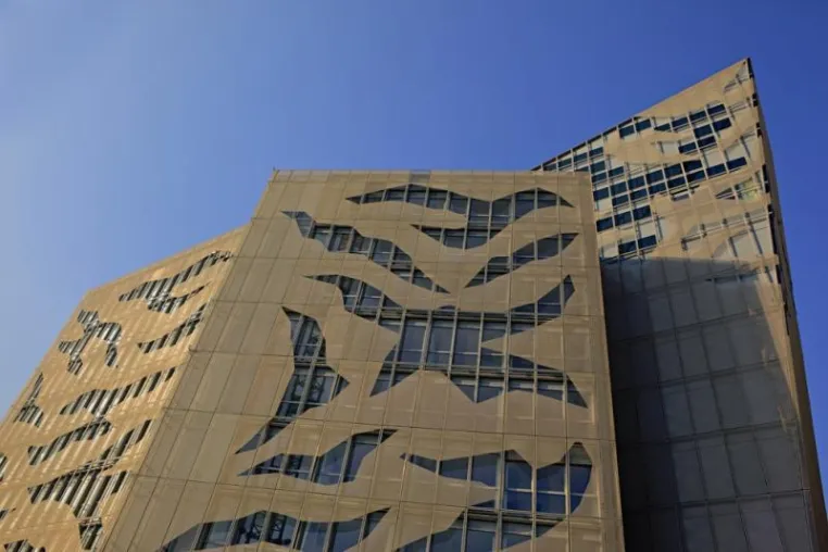 Crowne Plaza Verona Fiera wählt Swisscom für die Versorgung mit vernetzten Gast- und Hoteldienstleistungen Bild: Crowne Plaza Verona Fiera wählt Swisscom für die Versorgung mit vernetzten Gast- und Hoteldienstleistungen