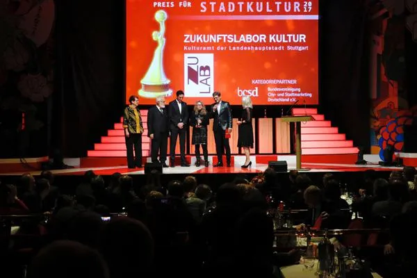 Das Kulturamt Stuttgart holt mit dem Zukunftslabor Kultur den Preis für Stadtkultur 2017 Bild: Das Kulturamt Stuttgart holt mit dem Zukunftslabor Kultur den Preis für Stadtkultur 2017