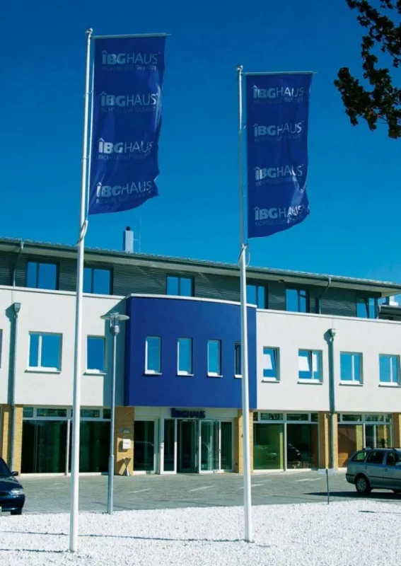 Handwerksbetriebe aufgepasst: Für den Bau von jährlich bis zu 1.000 Massivhäusern sucht IBG-Haus bundesweit verlässliche Baupartner. Hauptsitz des Unternehmens ist das schleswig-holsteinische Büdelsdo