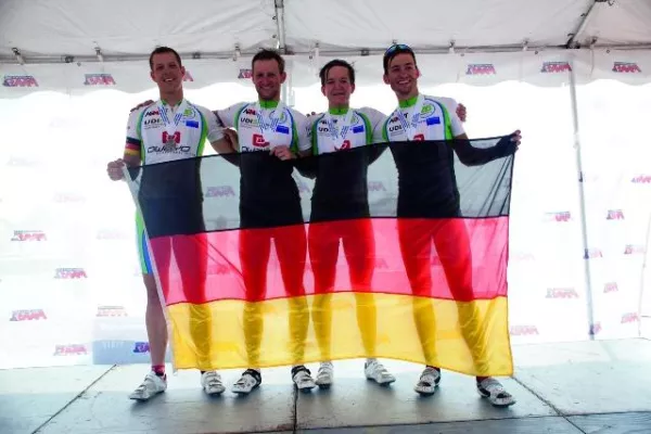 Bild: Race Across America 2012: Souveräner Sieg des fränkischen Teams