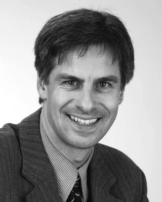 Bild: 1917 - 2017 Die bolschewistische Idee und der Dreigliederungsimpuls Rudolf Steiners Gerald Häfner, Dornach