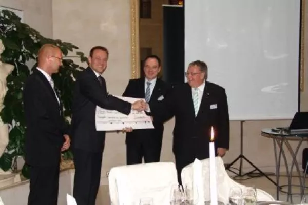 OP-Simulation der UNITY mit Zukunftspreis Gesundheitswirtschaft ausgezeichnet Bild: OP-Simulation der UNITY mit Zukunftspreis Gesundheitswirtschaft ausgezeichnet