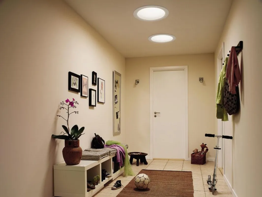 Mit Tageslichtspots kommen auch fensterlose Räume in den Genuss von natürlichem Licht Foto: VELUX / Immowelt.de