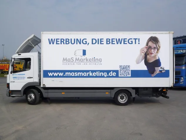 Bild: Telematiklösung "b.Alert" ermöglicht absolute Kostentransparenz bei LKW-Werbung