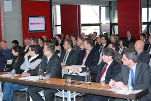 Bild: Kreditklemme vermeiden – Wie Sie öffentliche Mittel zur Finanzierung nutzen