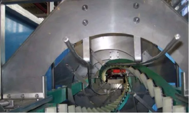 Bild: INTERSEROH: "Ab in die Kiste - Interseroh bietet Mehrweg-Transportverpackungen für den Lebensmittelhandel"