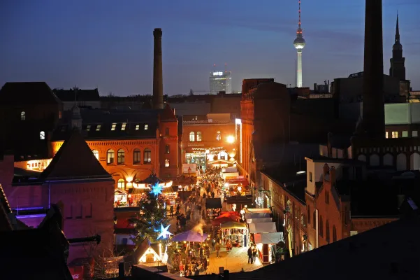Bild: Lucia Weihnachtsmarkt in der Kulturbrauerei Berlin, 22.11. - 22.12.2021