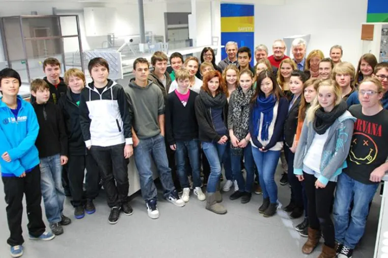 Bild: Wirtschaftsschule Kempten besucht Firmengruppe WALDNER in Wangen