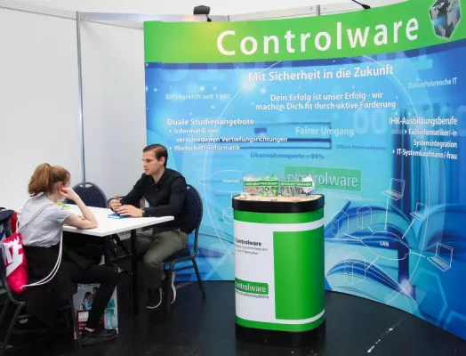 Individuelle Beratung zum Einstieg in die IT: Controlware auf der vocatium Rhein-Main 2019 in Offenbach Bild: Individuelle Beratung zum Einstieg in die IT: Controlware auf der vocatium Rhein-Main 2019 in Offenbach