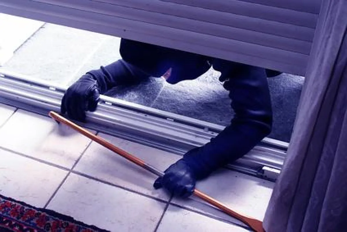 Im Porsche-Zentrum 5 Seen erleben Langfinger ihr blaues Wunder (Foto: © Gina Sanders)