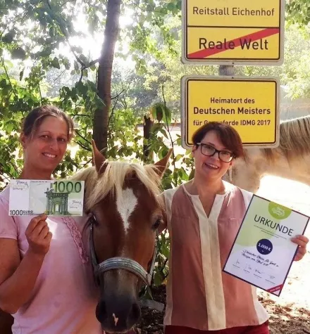 Bild: Town & Country Stiftung unterstützt Dreieicher Verein für Sport und Therapie am Pferd e.V.