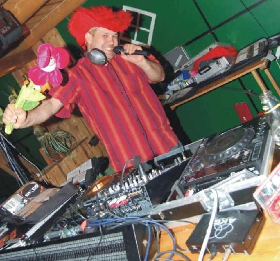 DJ Mirko aus Bergkamen ein Animations Hochzeits DJ