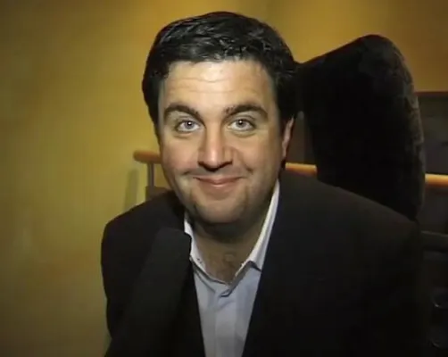 Bild: Bastian Pastewka im Interview auf artmetropol.tv