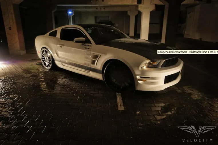 Bild: Der 2011er Ford Mustang GT Velocity Edition ist „on the road“
