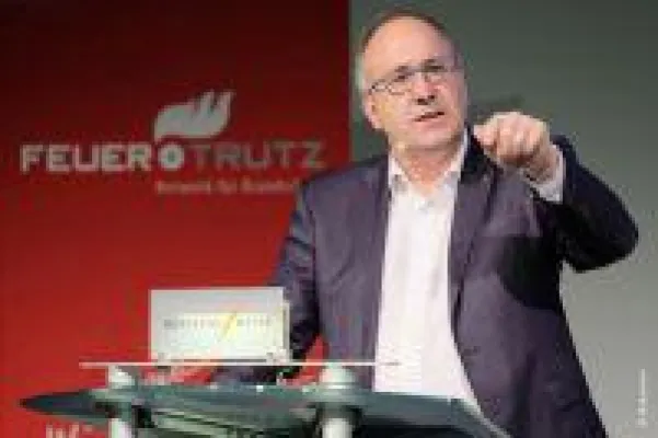 Bild: Hekatron - Digitalisierung: Es geht um nicht weniger als um die Sicherung der Zukunft