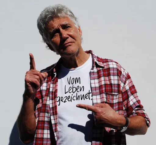 Bild: „Vom Leben gezeichnet“ - Cartoons von Peter Butschkow