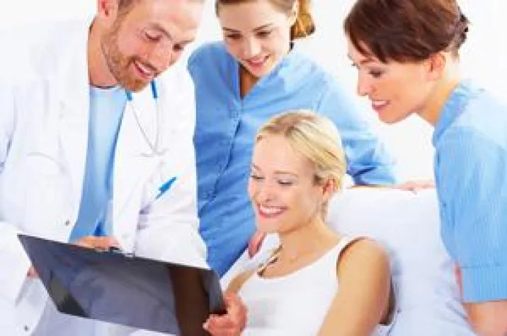 Private Krankenversicherung für besserverdienende Angestellte Bild: Private Krankenversicherung für besserverdienende Angestellte